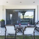 Tessi's House By Luxlikehome * Nea Kallikrateia