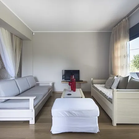 بيت للعطل Tessi's House By Luxlikehome *