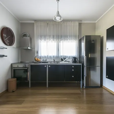 בית נופש Tessi's House By Luxlikehome *