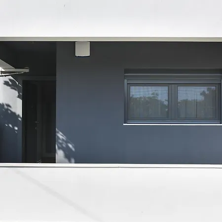 Tessi's House By Luxlikehome בית נופש Nea Kallikrateia